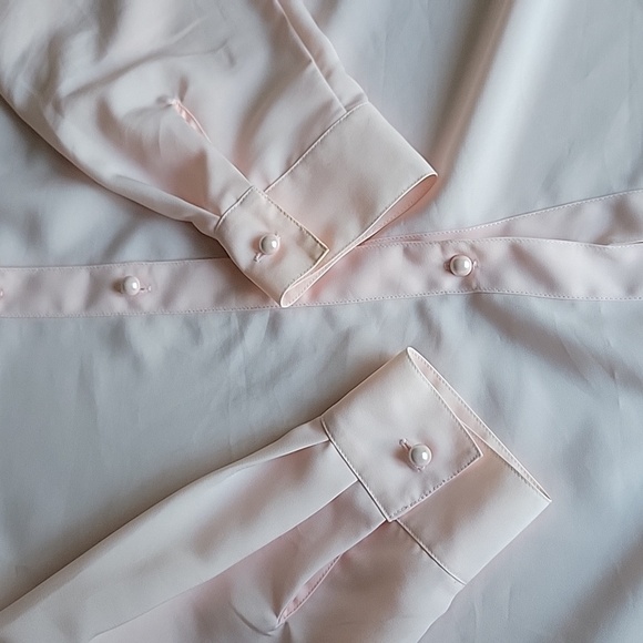 VINTAGE Pastel Pink Embroidered Collar Blouse 12 - Picture 3 of 8